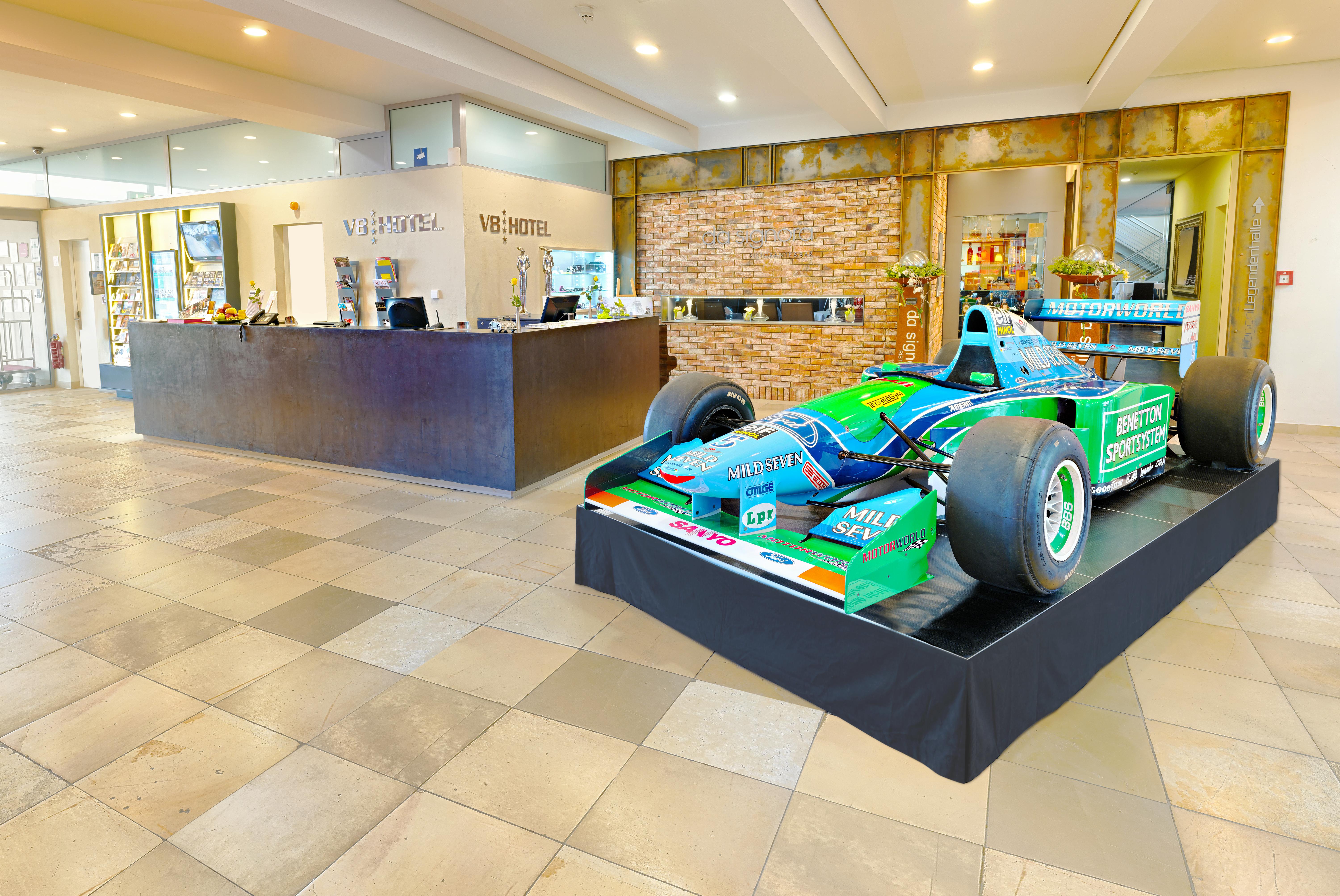 V8 Hotel Classic Motorworld Region Stuttgart بوبلنغ المظهر الخارجي الصورة