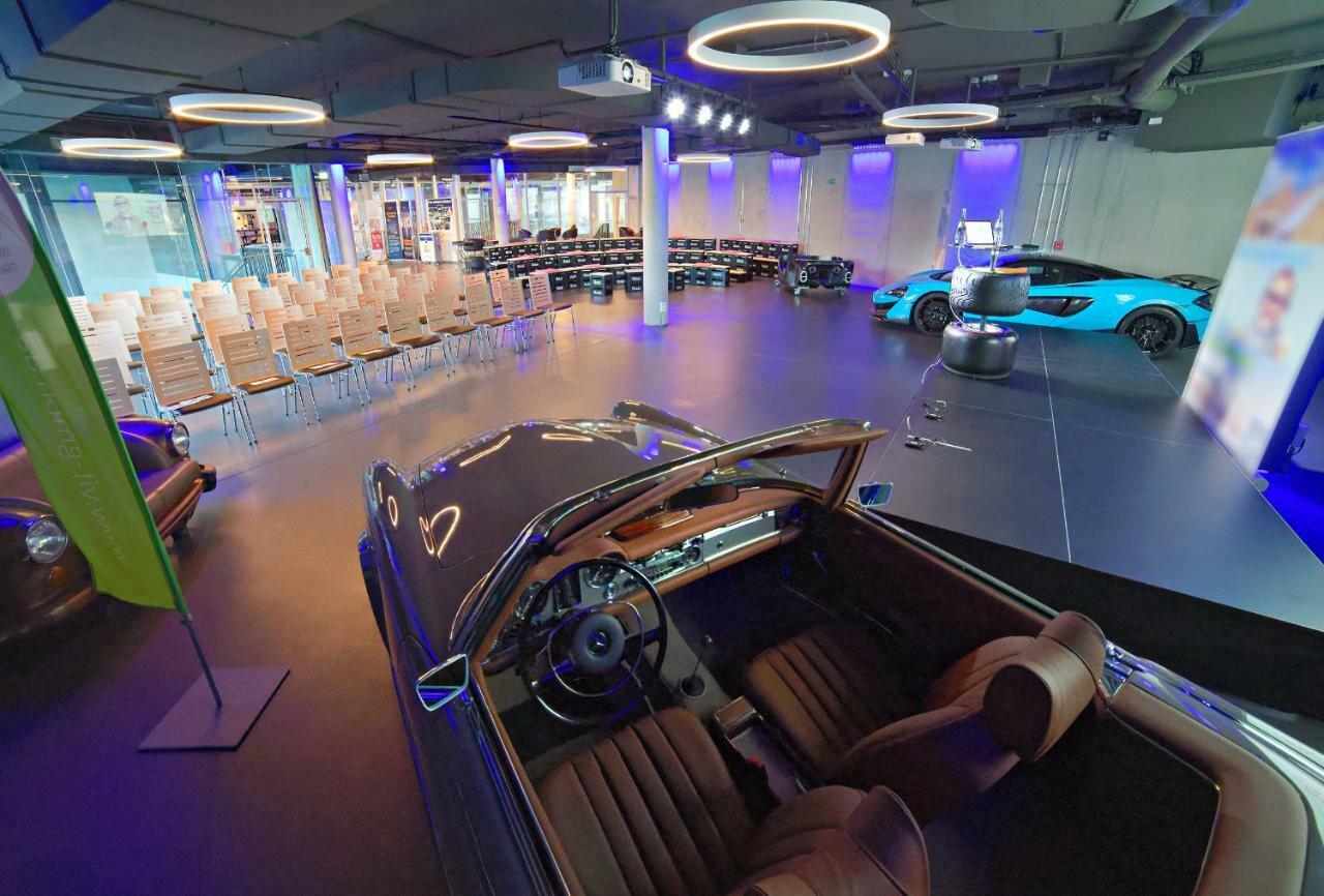 V8 Hotel Classic Motorworld Region Stuttgart بوبلنغ المظهر الخارجي الصورة